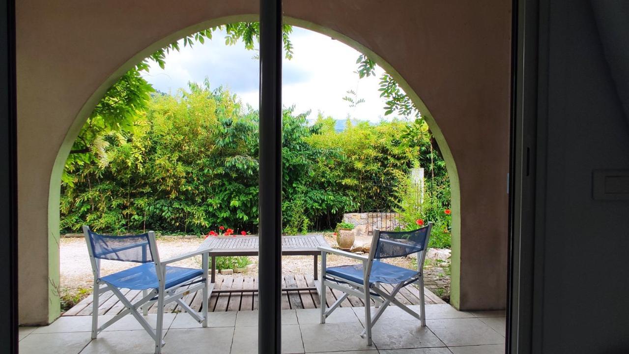 Bambou Entre Mer Et Montagnes Chateauneuf-Grasse Exterior foto